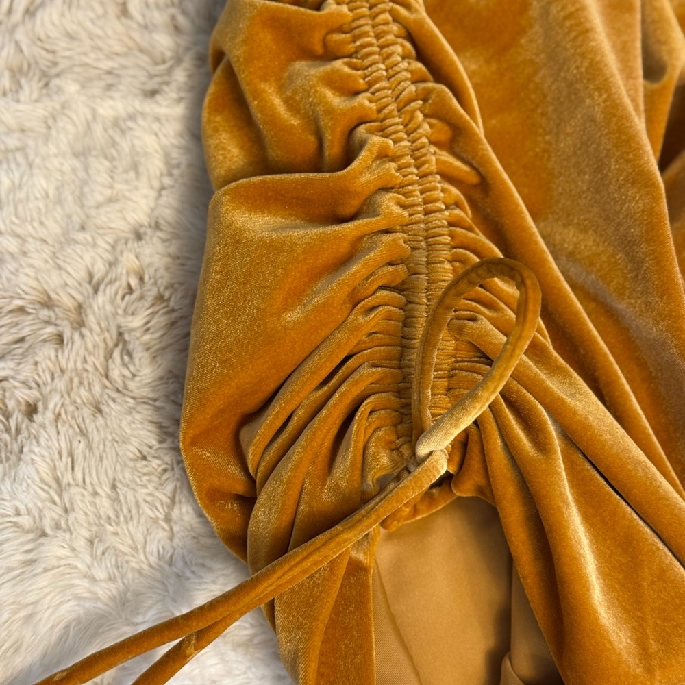 House of Harlow 1960 Mustard Maxi Skirt - Picture 8 of 8
